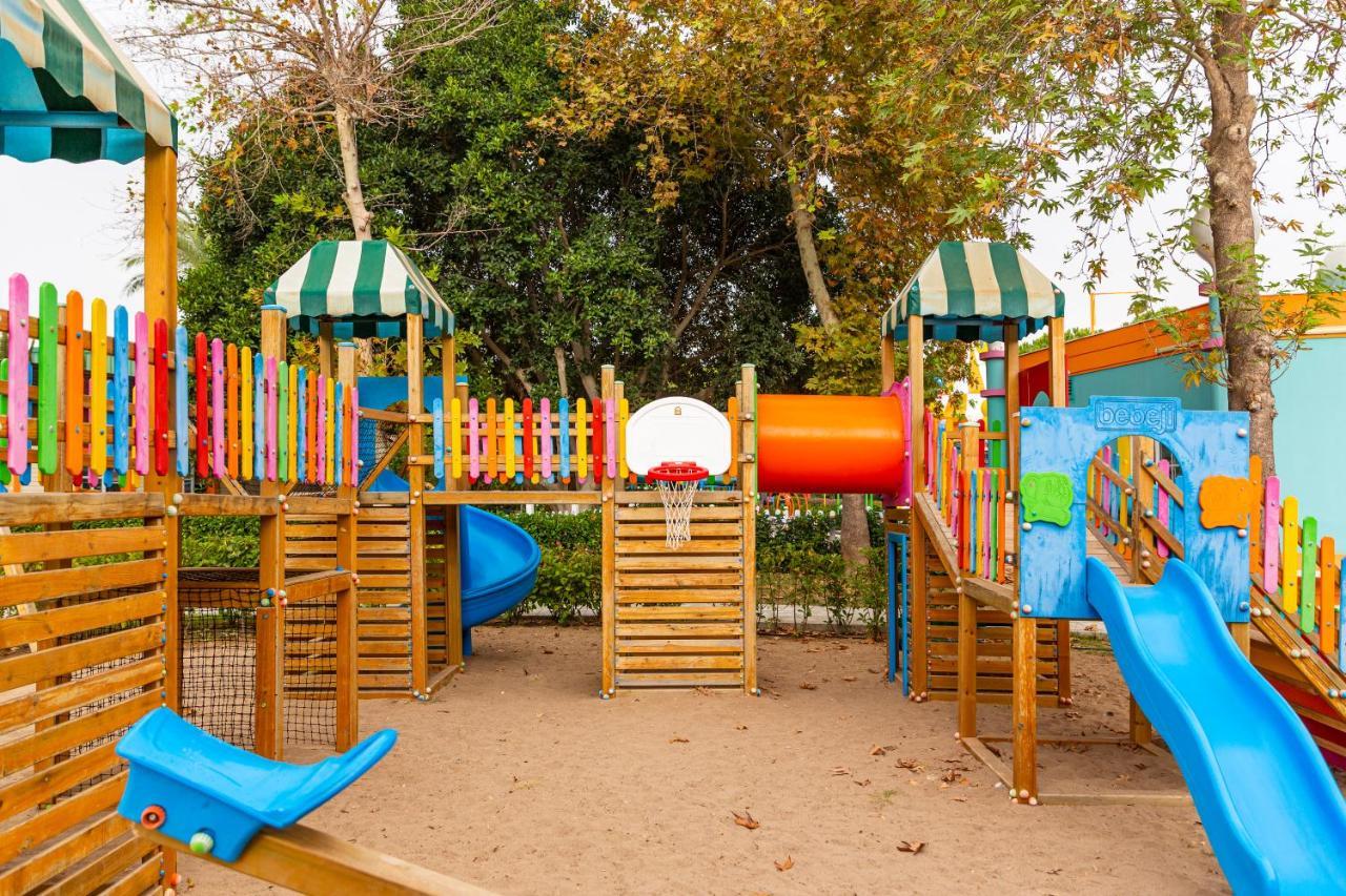 Ic Hotels Green Palace - Kids Concept Antalya Luaran gambar Playground in the park