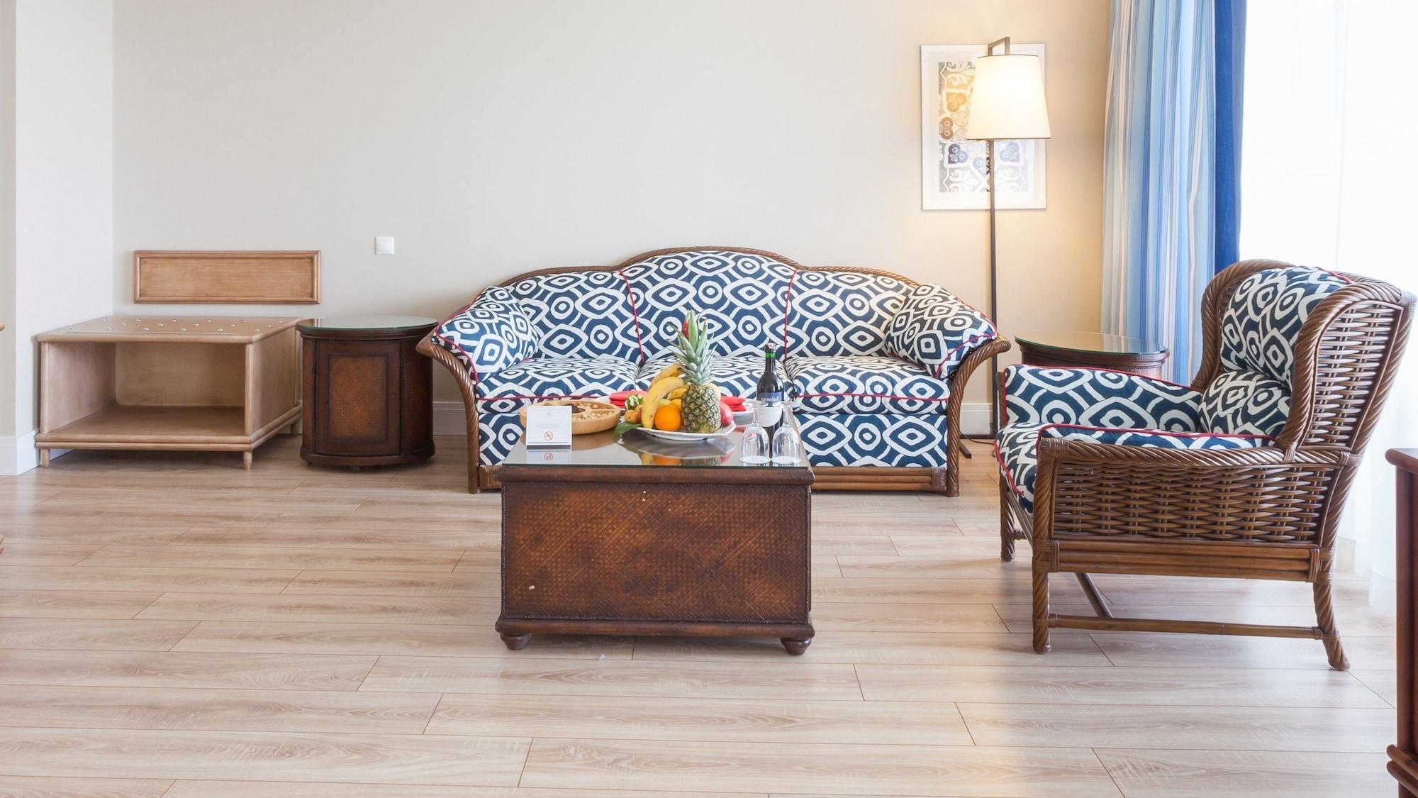 Ic Hotels Green Palace - Kids Concept Antalya Luaran gambar Laminate flooring